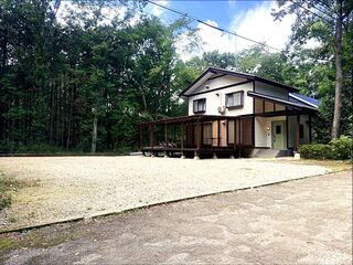 約80坪の広々駐車場完備。手持ち花火もOKです