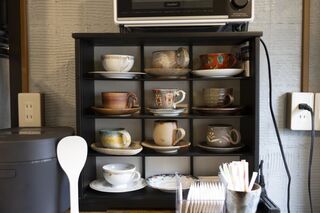 コーヒーメーカーでお好きなカップにコーヒーを淹れてお楽しみください