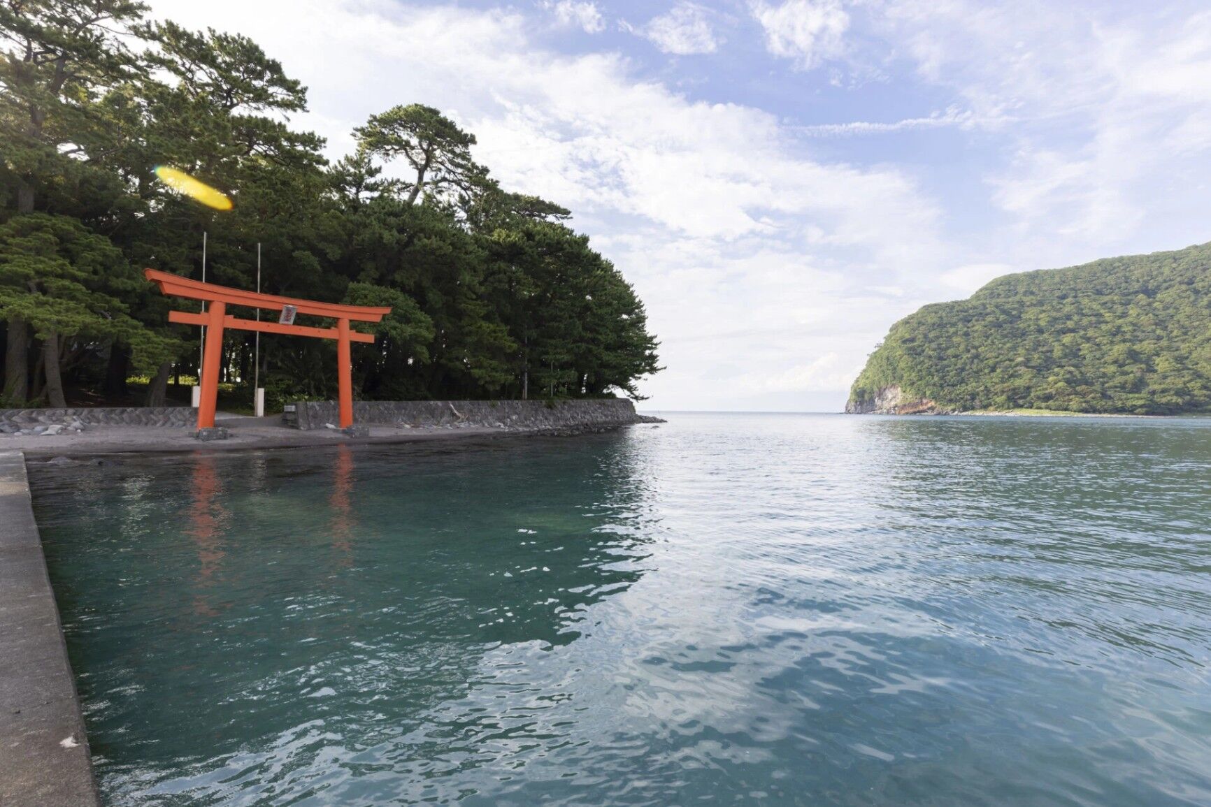 戸田湾と諸口神社