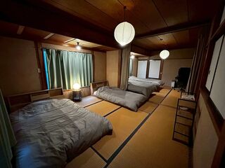 16畳和室の2間続きの寝室C