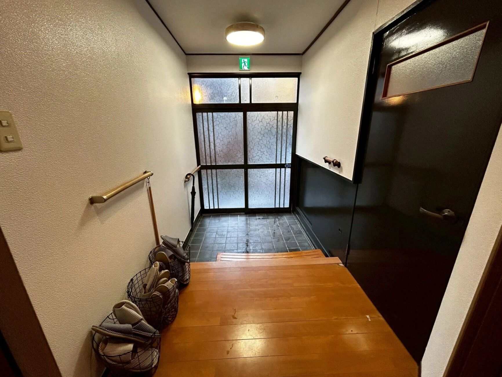 玄関エントランス