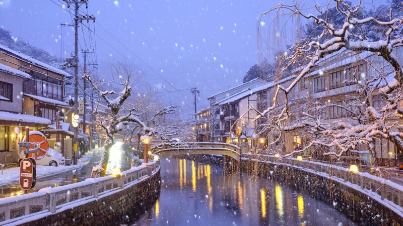 クリスマスは温泉旅行に行こう!カップルで訪れたい温泉地10選