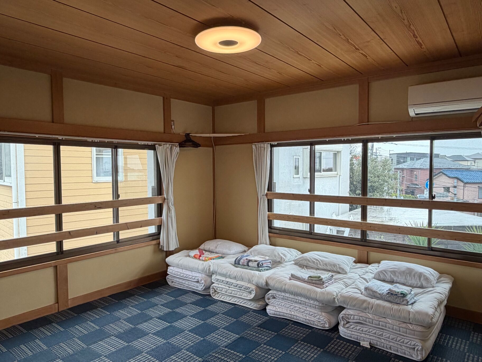 寝室A