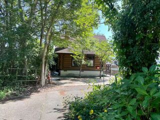 荒川のほとりに佇むチチブンブンWOOD
