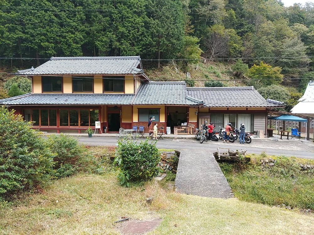 向かいからの宿
