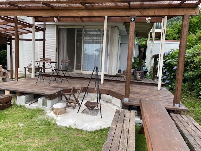 TRUST HOUSE-image