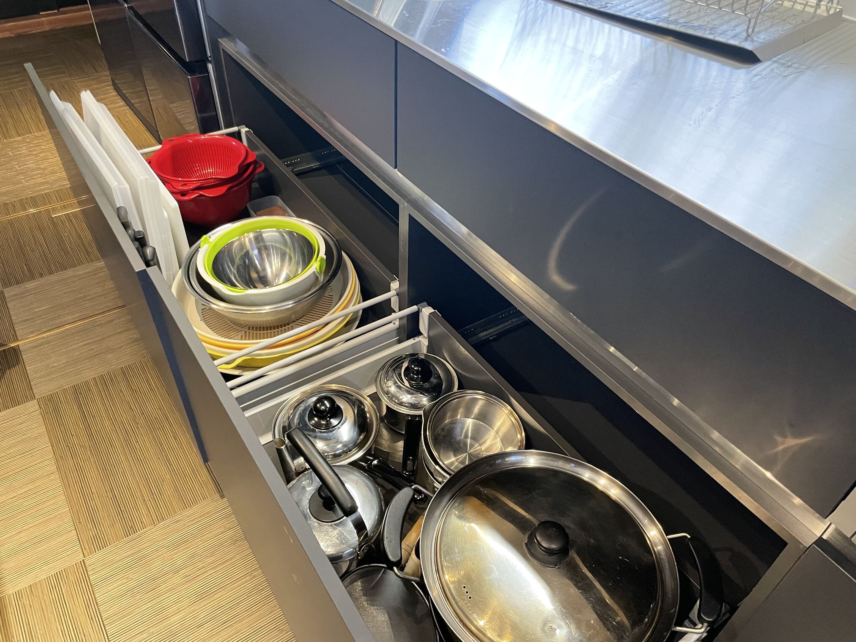 基本的な調理器具もご用意しております。