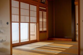 1階 和室(寝室)マ⁠ッ⁠ト⁠レ⁠ス・布⁠団6⁠点