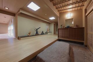 森と空と家-image