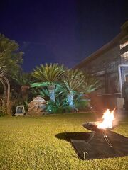 芝生の庭で、焚き火をしながら、夜空の星を眺めてみて下さいね。