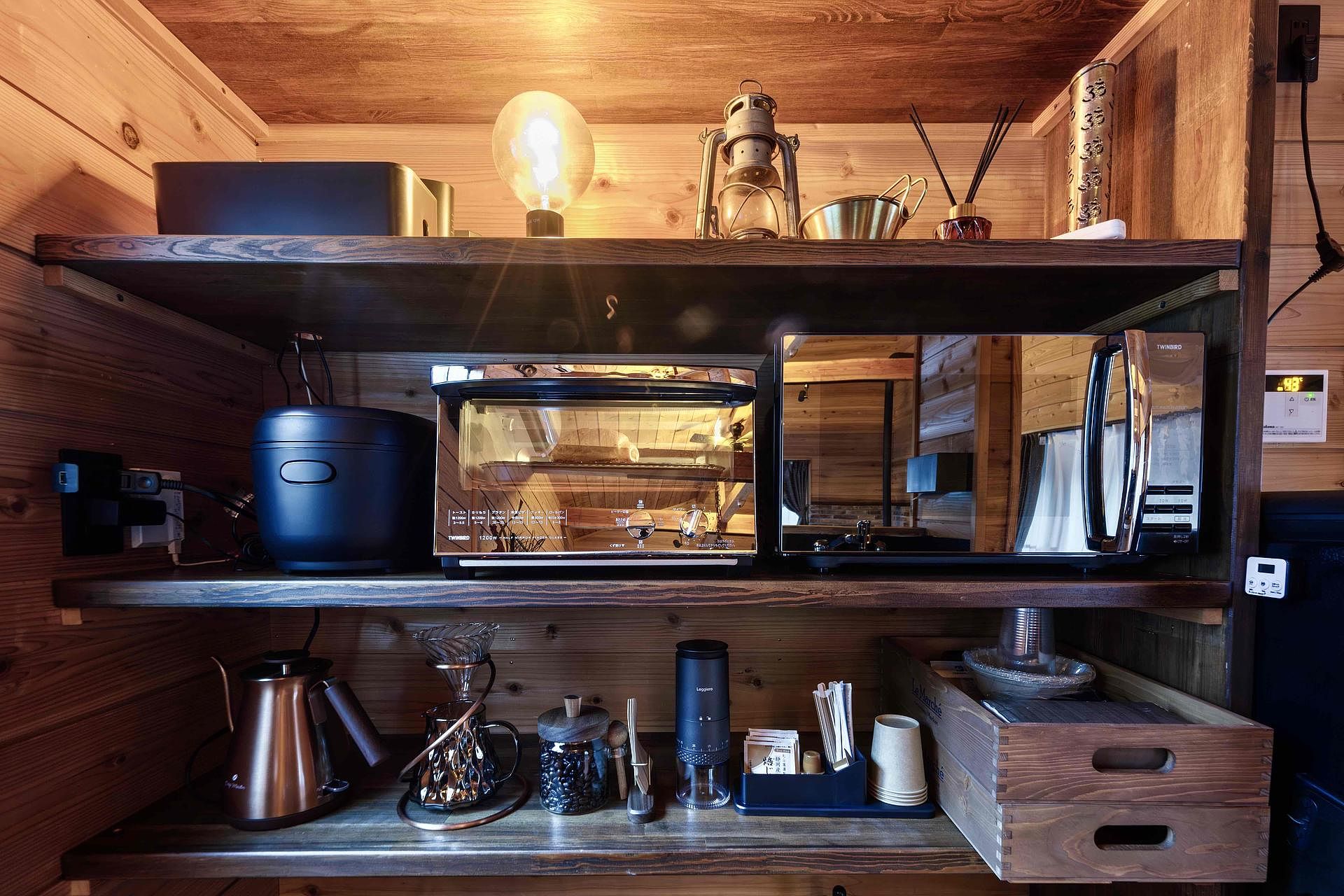 電子レンジ・オーブン・炊飯器・電気ケトル・電動コーヒーミル