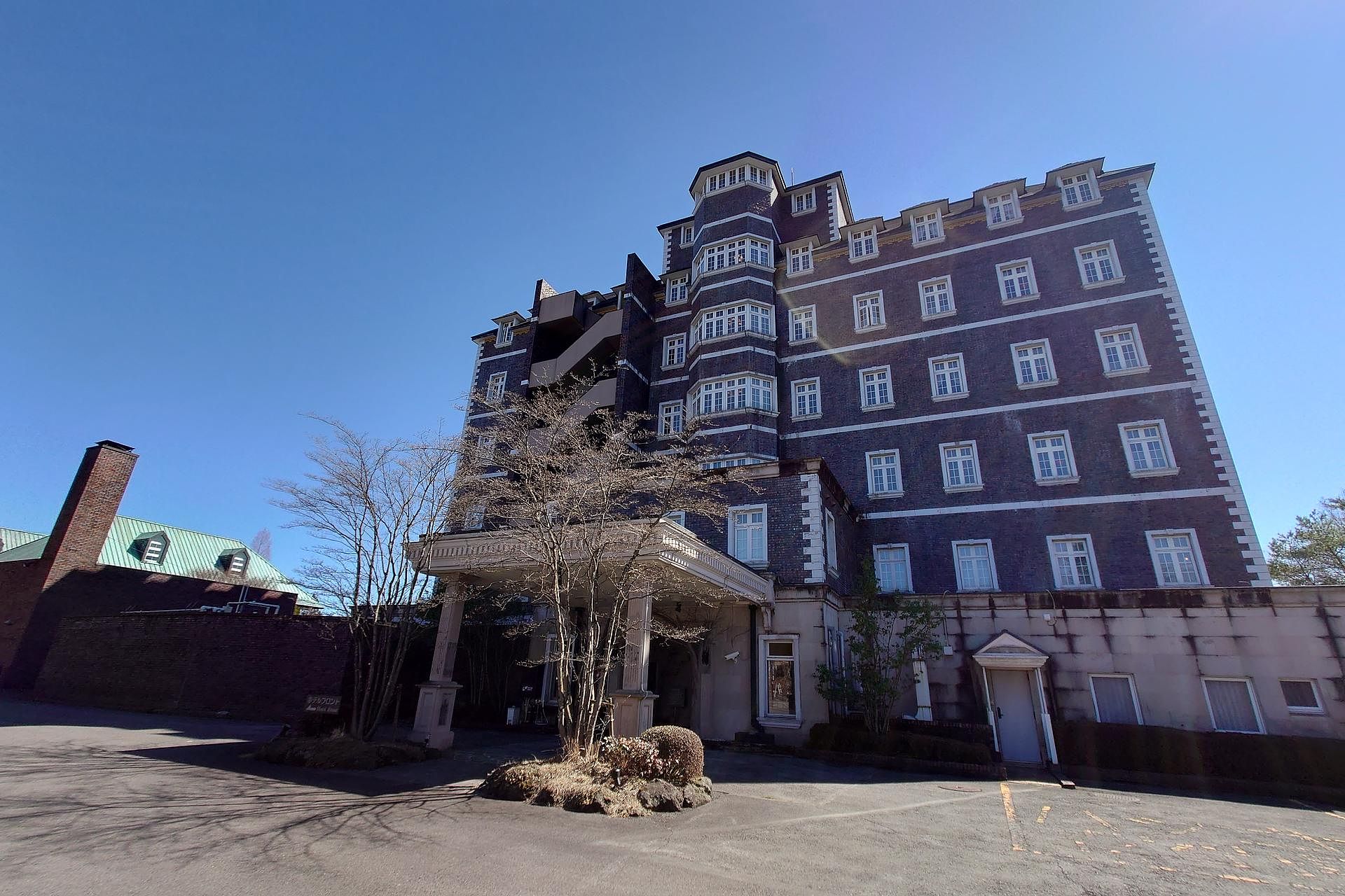 ホテル「ウェルネスの森那須」270m