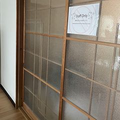 無人となっていますがスタッフオンリーのお部屋があります。