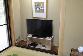 ・【1階和室】テレビやDVDプレイヤーもご用意しています